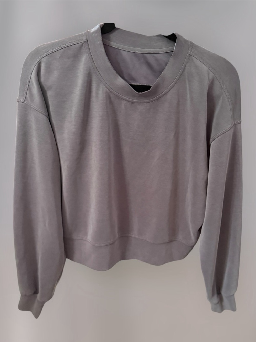 Lululemon Softstreme Crewneck
Deep Purple
